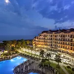 Bella & Hotel