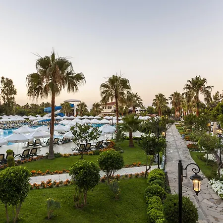 Bella & Szálloda Side