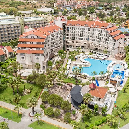 Bella & Szálloda Side